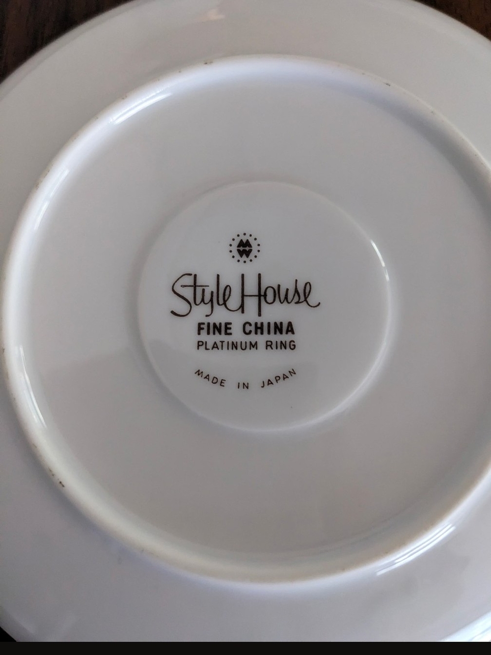 StyleHouse White Fine China Plate with Platinum Ring